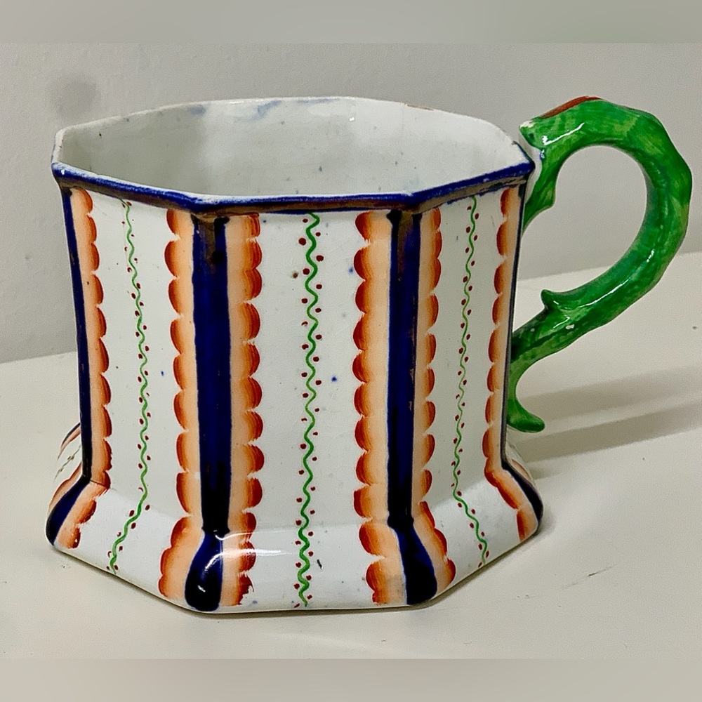 c. 1820 Antique Gaudy Welsh Octagonal Serpent Handle Harvest Cup Frog Mug